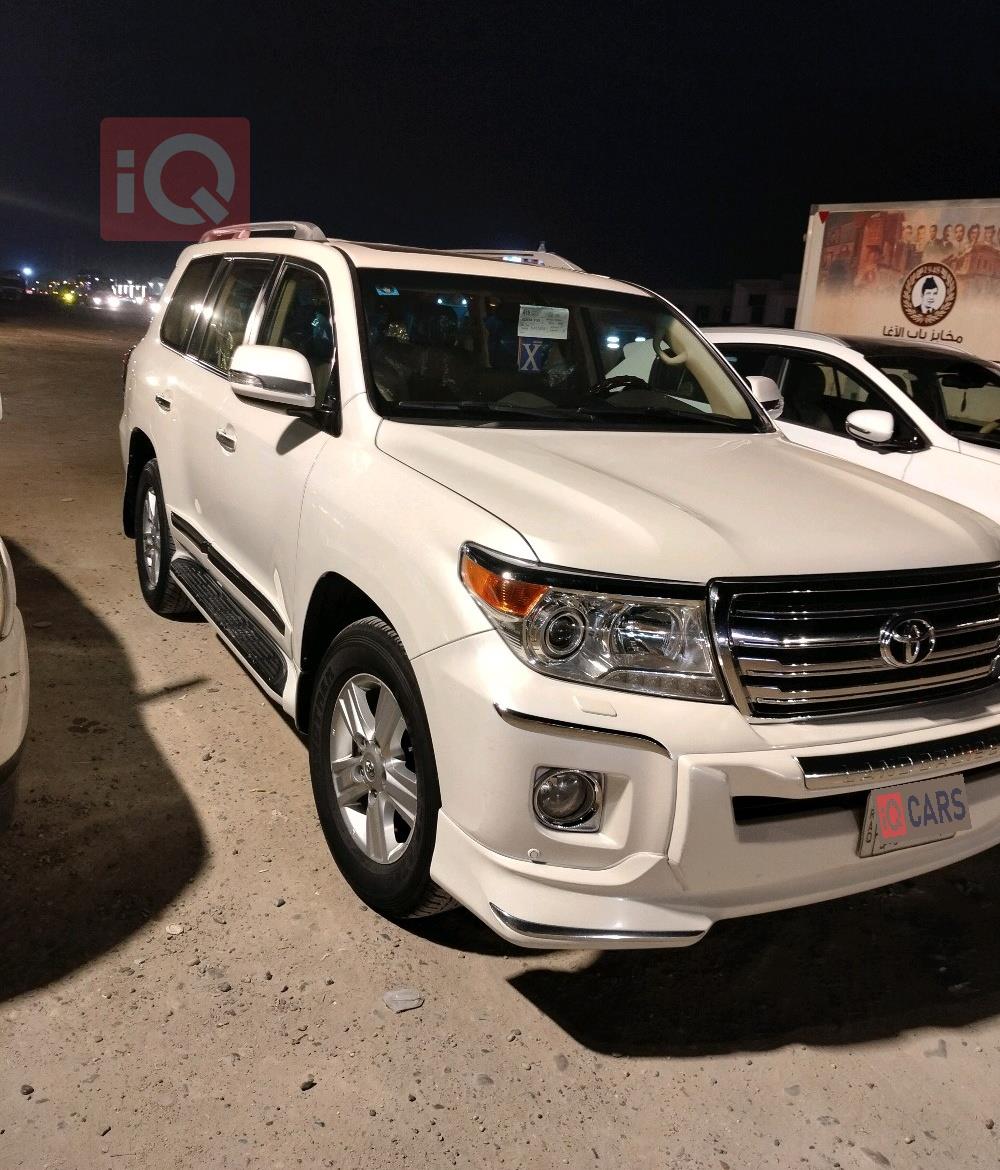 تويوتا لاندكروزر